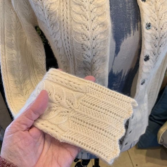 Charlotte Tarantola Women's S cream wool Angora snap up vintage look cardigan - Picture 3 of 10